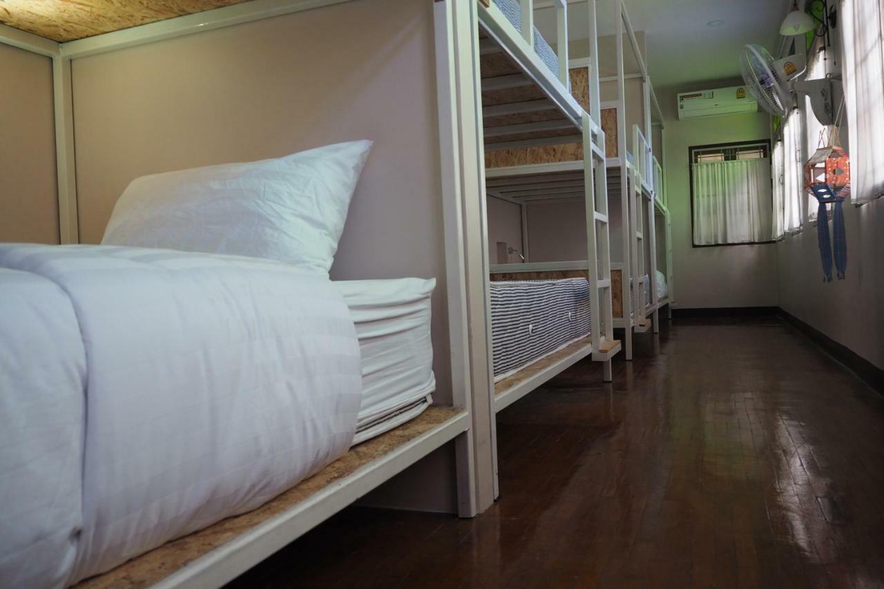 Insight Hostel Chiang Mai Zewnętrze zdjęcie
