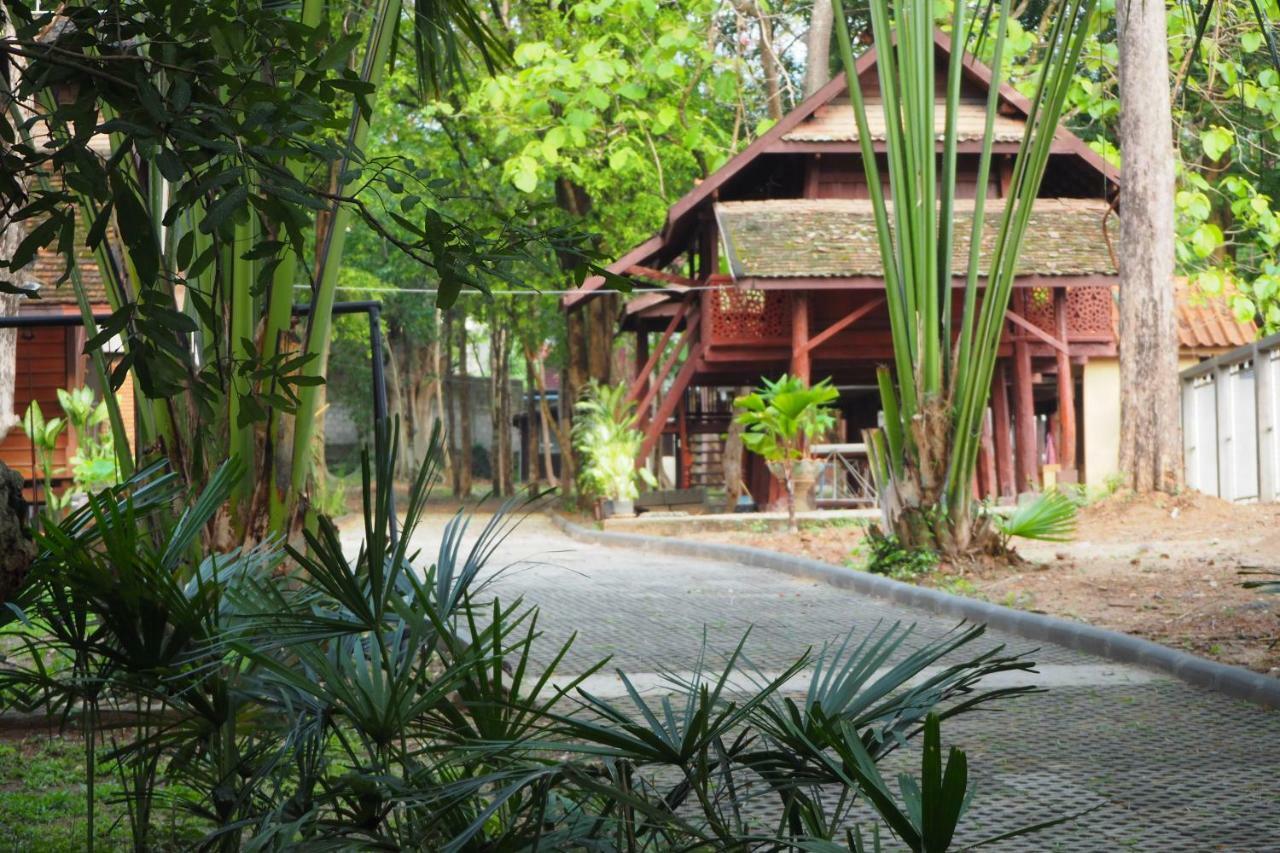 Insight Hostel Chiang Mai Zewnętrze zdjęcie