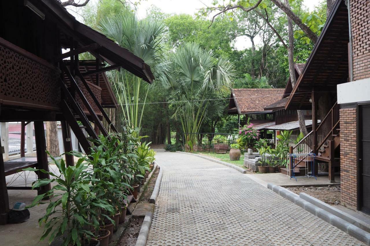 Insight Hostel Chiang Mai Zewnętrze zdjęcie