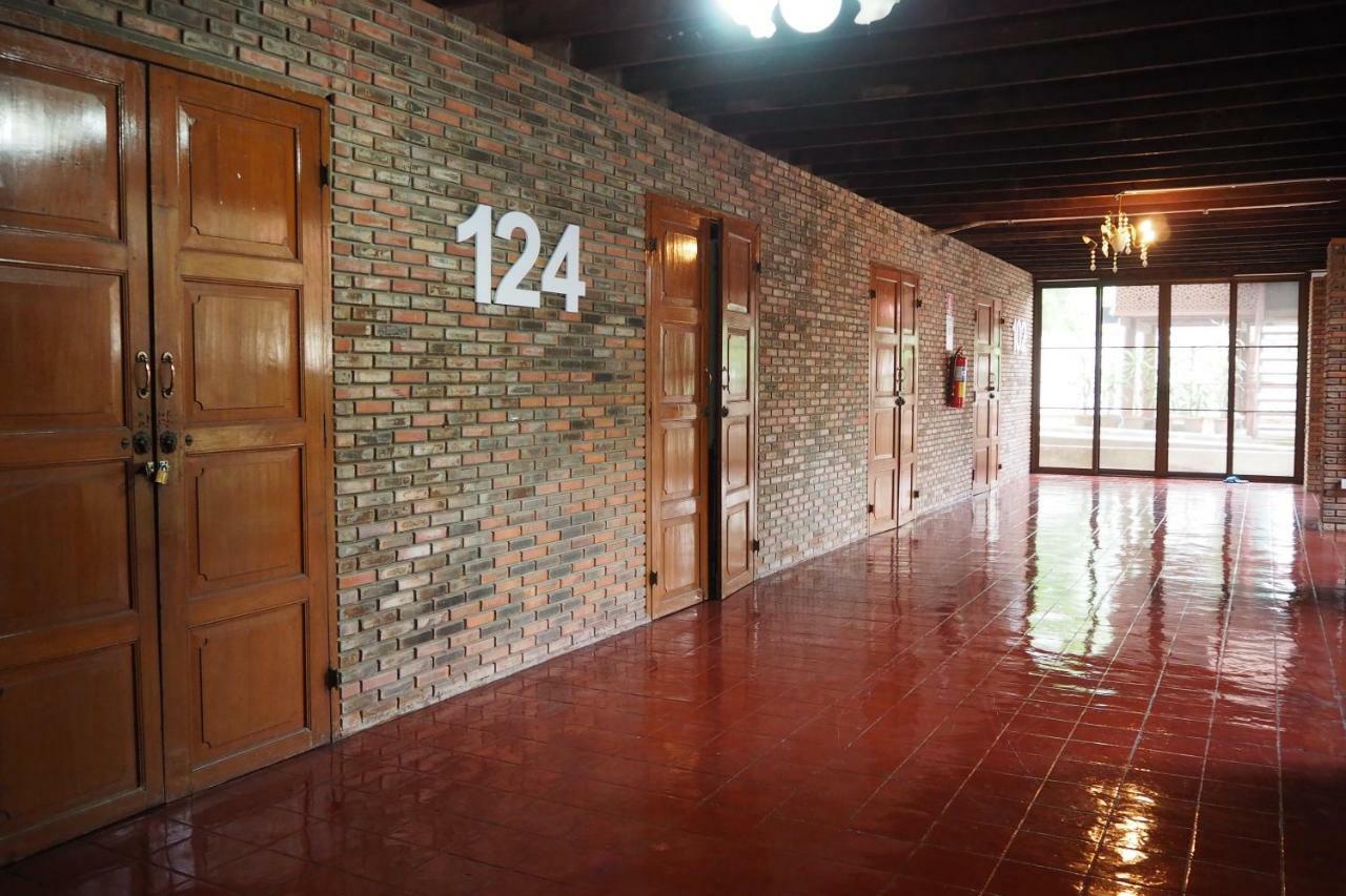 Insight Hostel Chiang Mai Zewnętrze zdjęcie