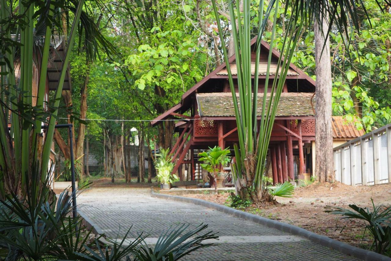 Insight Hostel Chiang Mai Zewnętrze zdjęcie